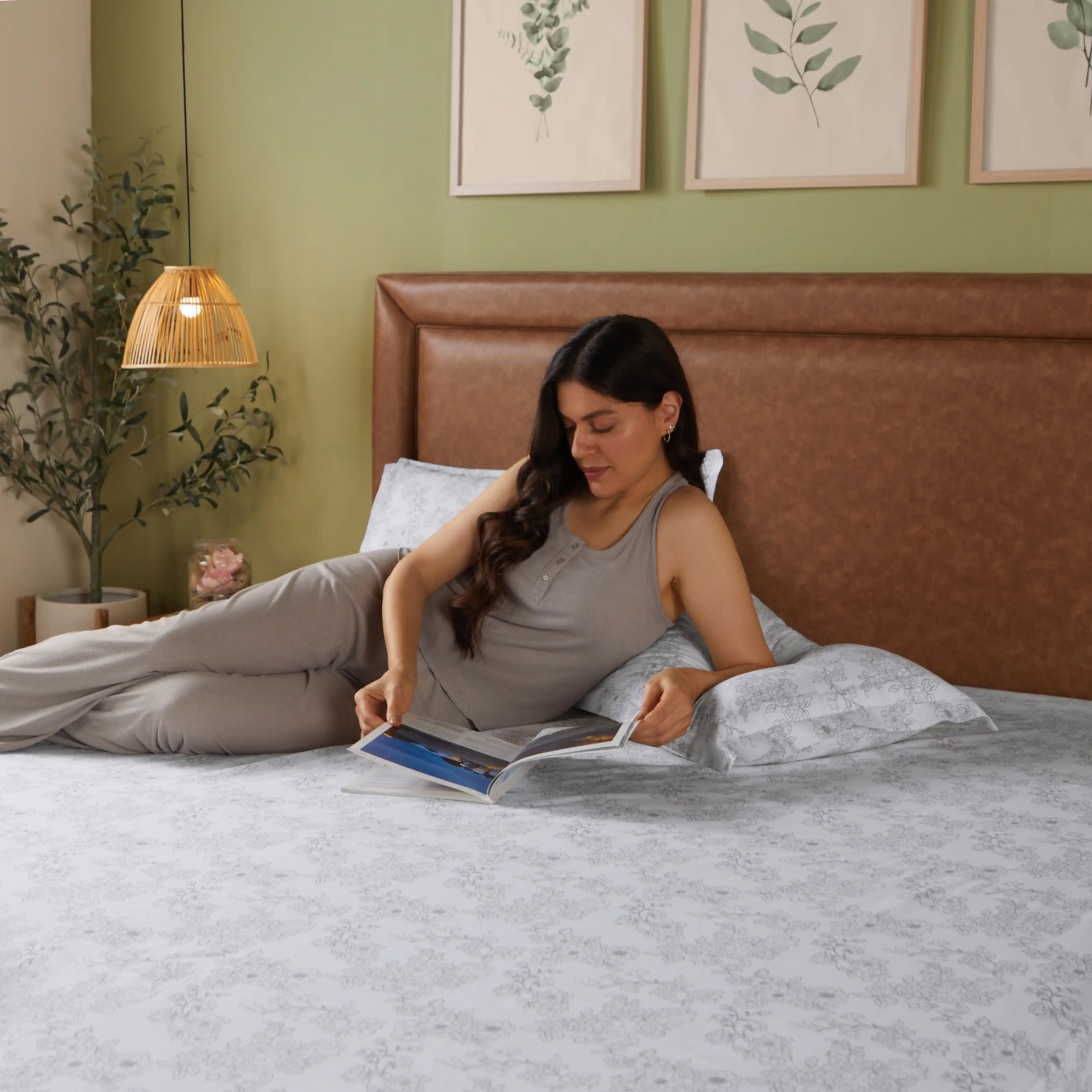 Bloomshire Classic | Everyday Charm Printed Cotton Bedsheet Set-Salmon - Image 31
