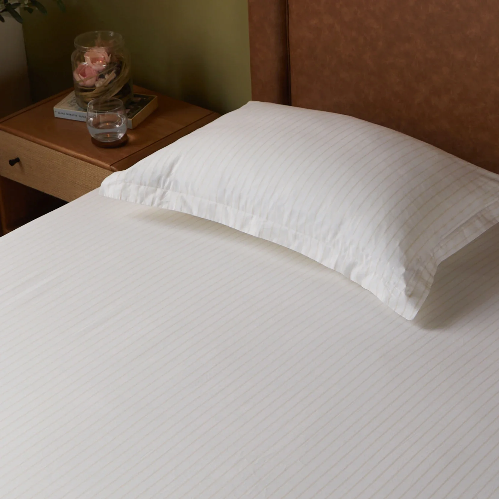 Bloomshire Classic | Everyday Charm Printed Cotton Bedsheet Set-Beige - Image 2