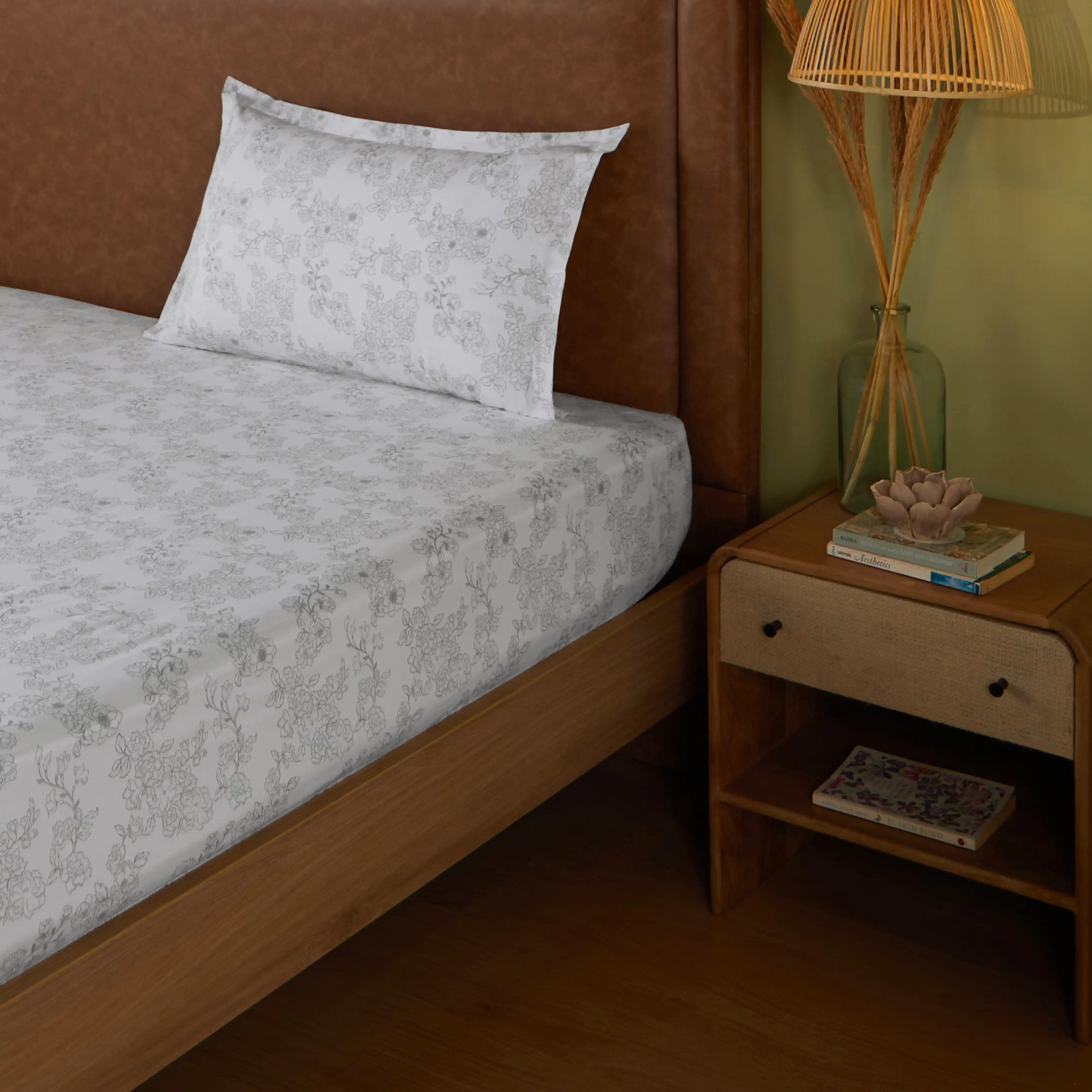 Bloomshire Classic | Everyday Charm Printed Cotton Bedsheet Set-Grey