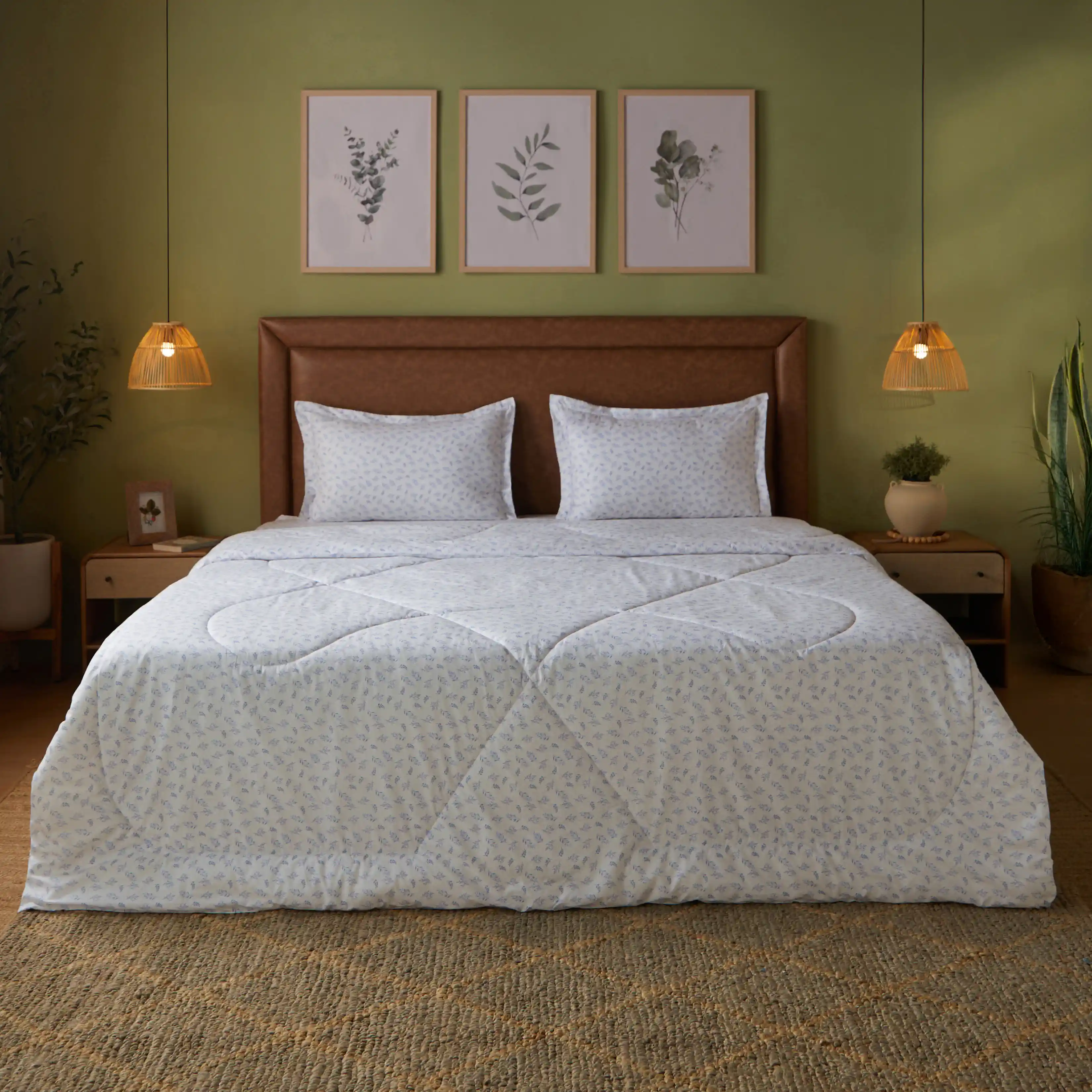 Bloomshire Classic | Everyday Charm Printed 240GSM Reversible Comforter for Extra Warmth-Purple - Image 2