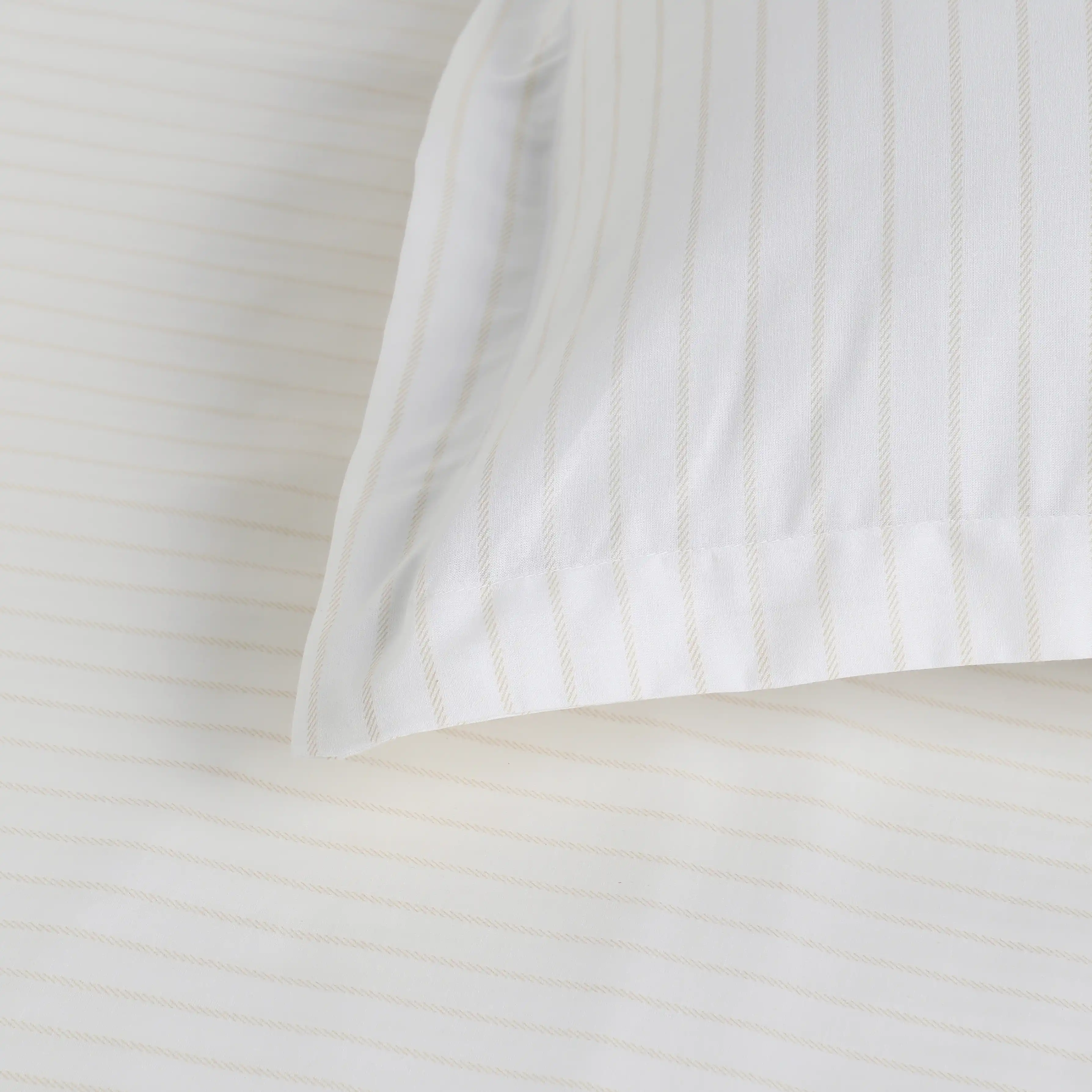 Bloomshire Classic | Everyday Charm Printed Cotton Fitted Sheet Set-Salmon - Image 27
