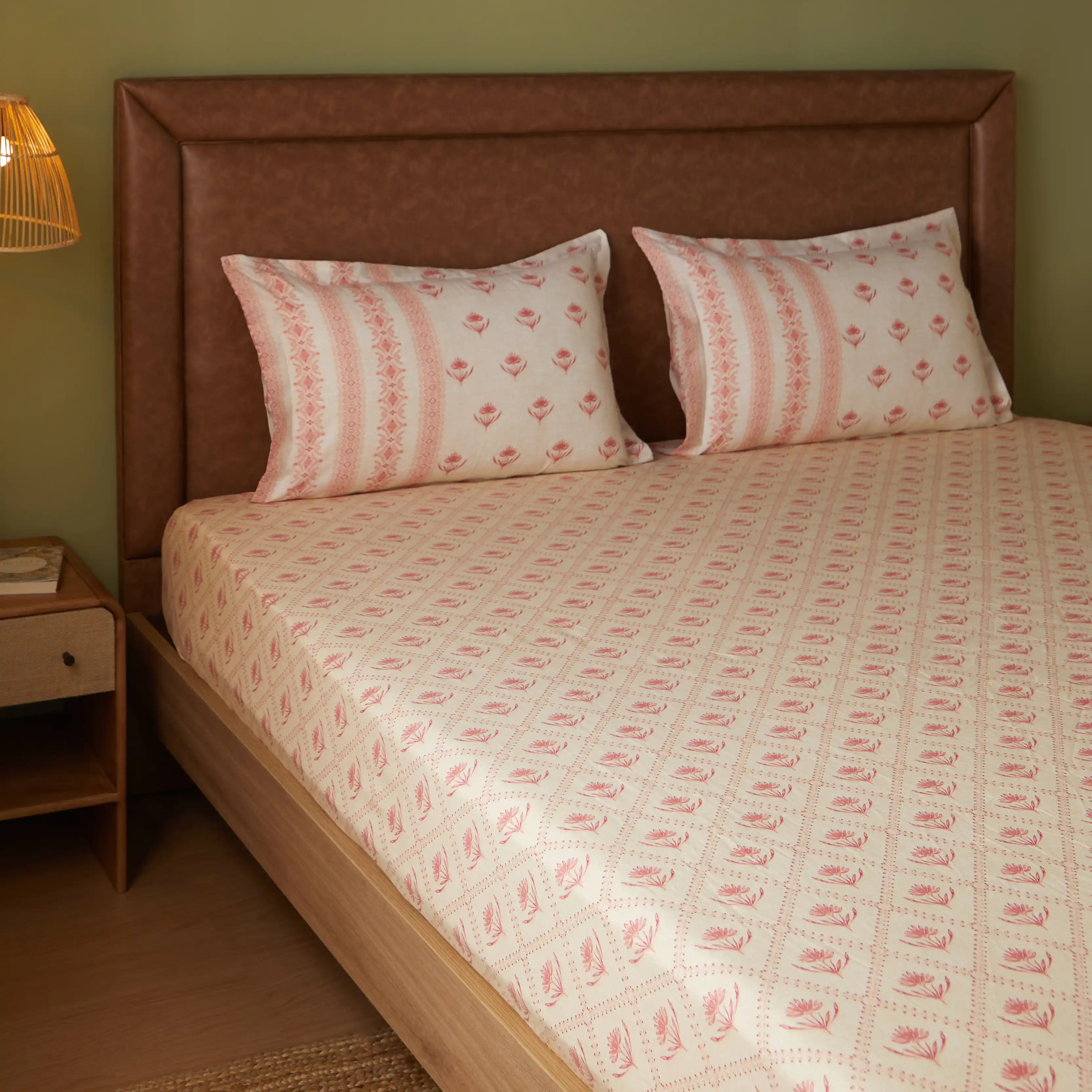 Chippa Lane | Contemporary Indian Print Design Cotton Bedsheet Set-Red - Image 11