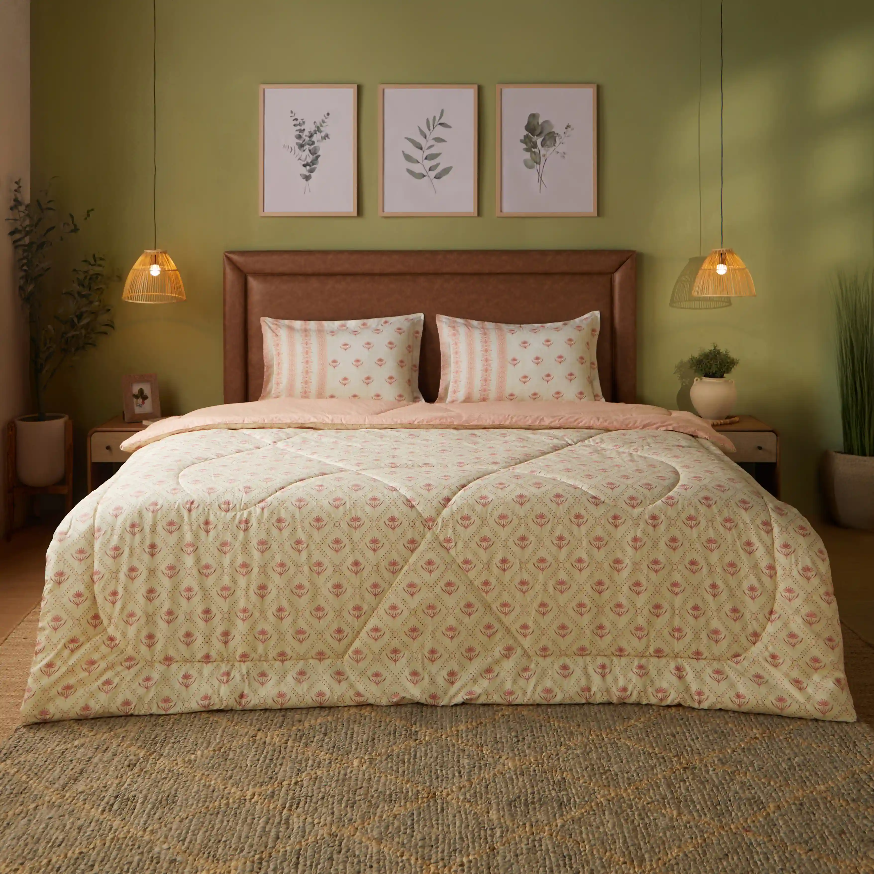 Chippa Lane | Contemporary Indian Print Design 120GSM Reversible Comforter-Red - Image 7