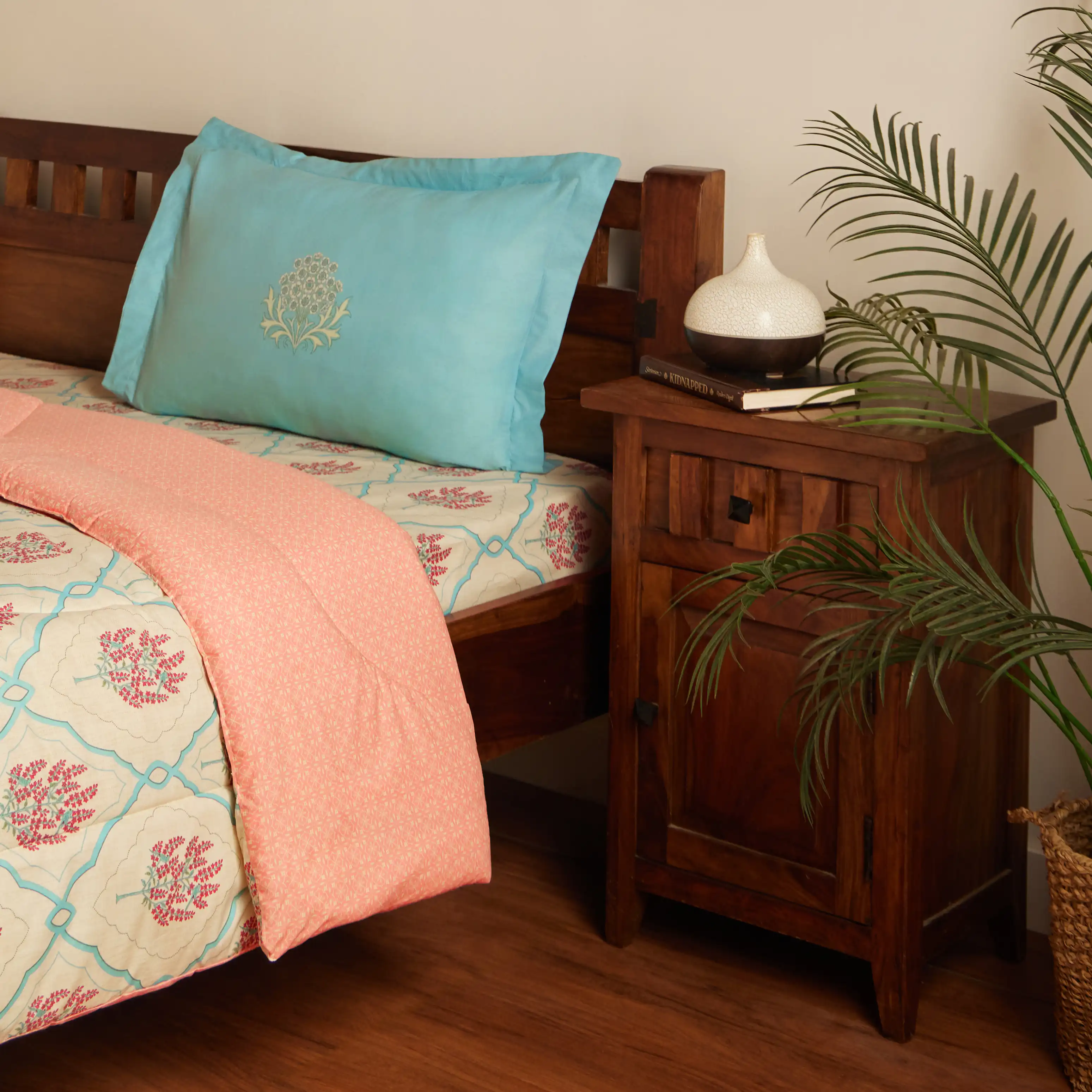 Chippa Lane | Contemporary Indian Print Design 120GSM Reversible Comforter-Sage Bloom