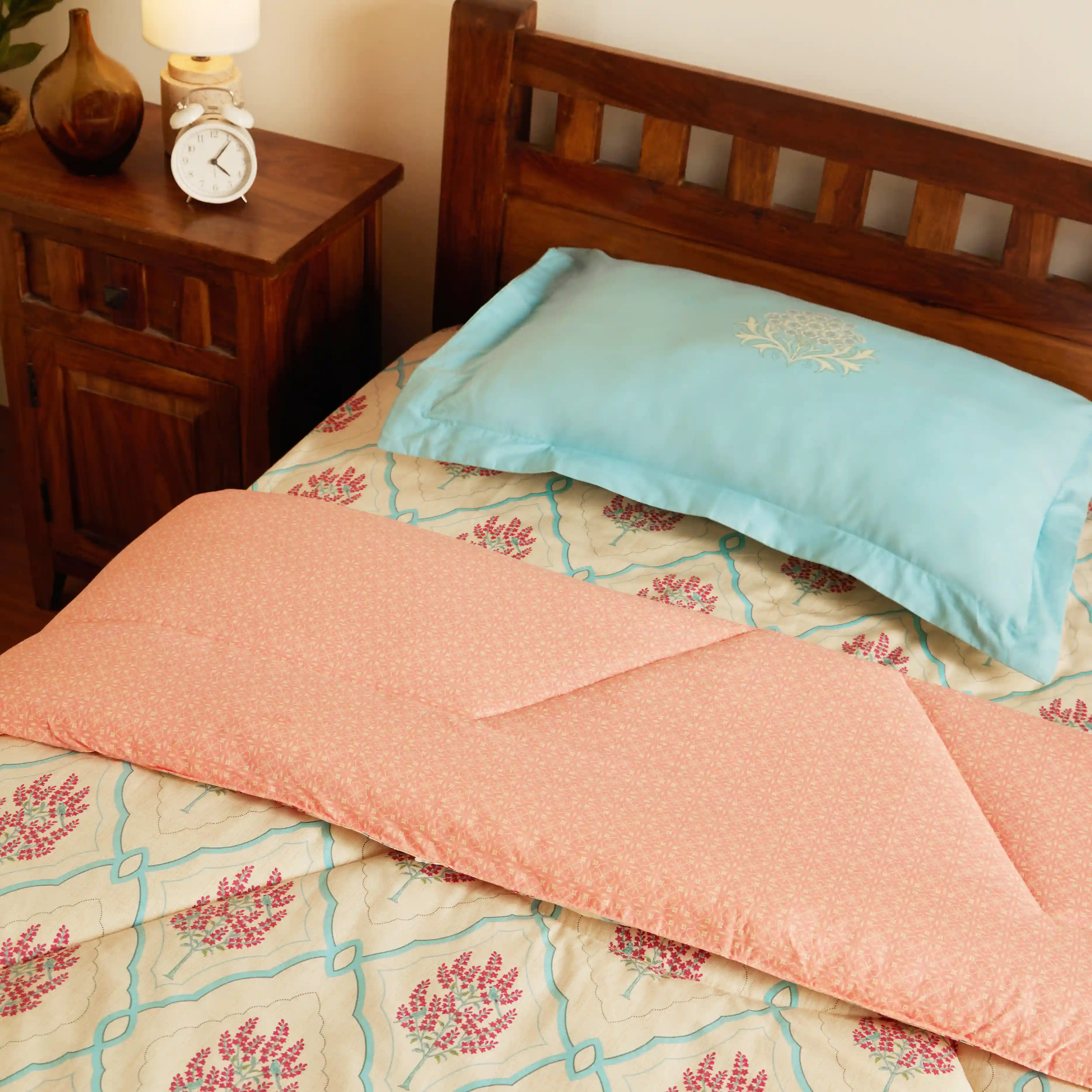 Chippa Lane | Contemporary Indian Print Design 120GSM Reversible Comforter-Sage Bloom - Image 2
