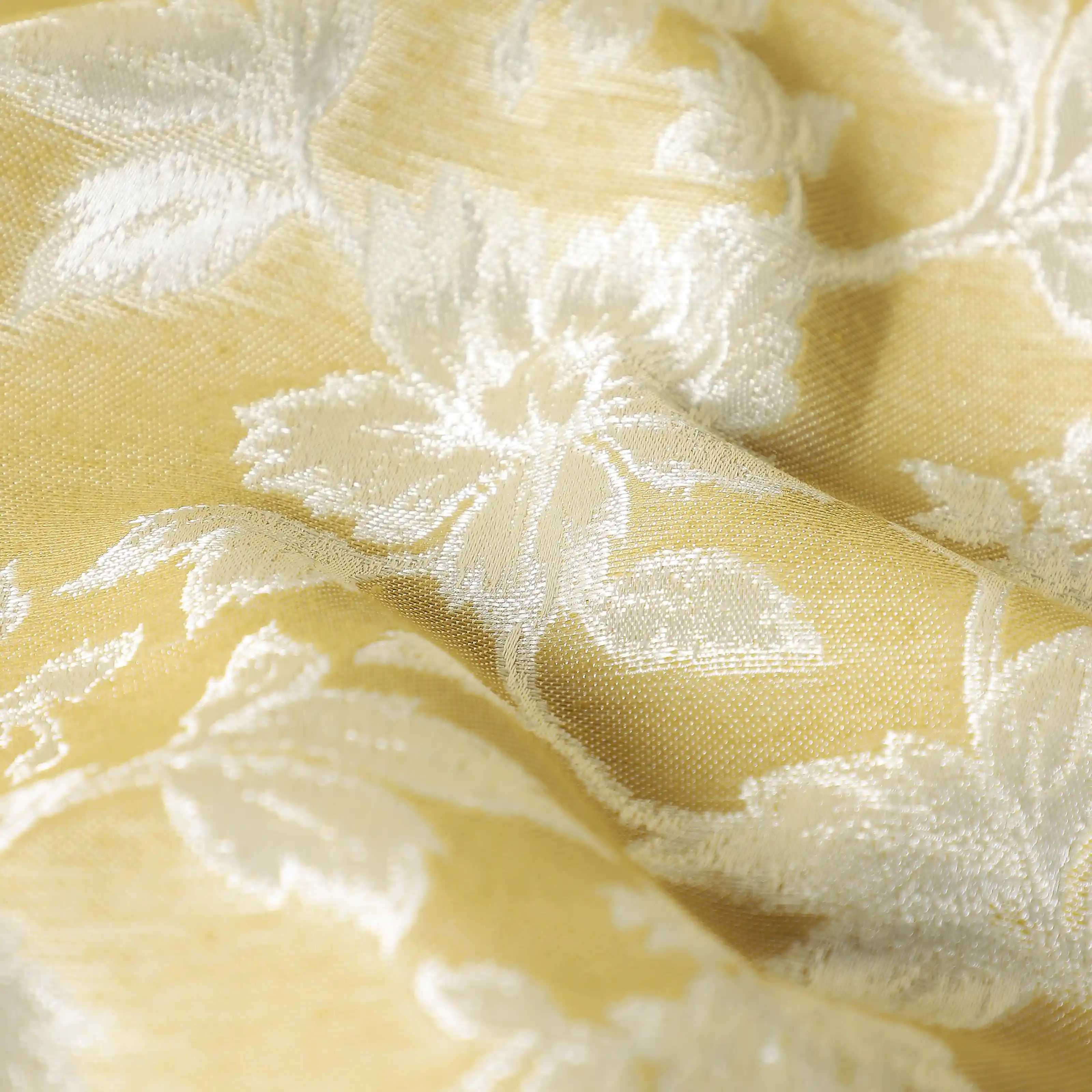 De Jacquard - Luxe Set Of 2 Jacquard Readymade Curtains | Monochrome Flora - Image 27