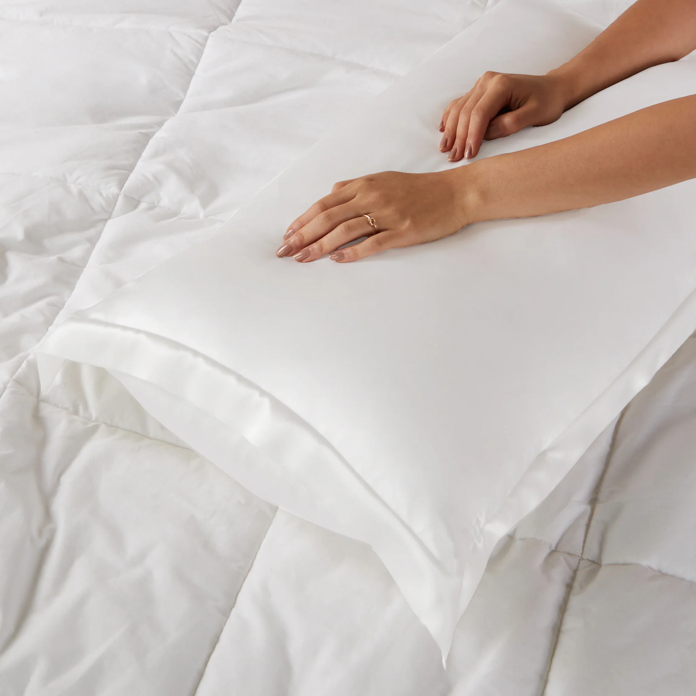 Lisseto | Luxurious & Feathery Soft Mulberry Silk Pillow Cover | Designed to Soothe Skin & Reduce Frizz - Image 26
