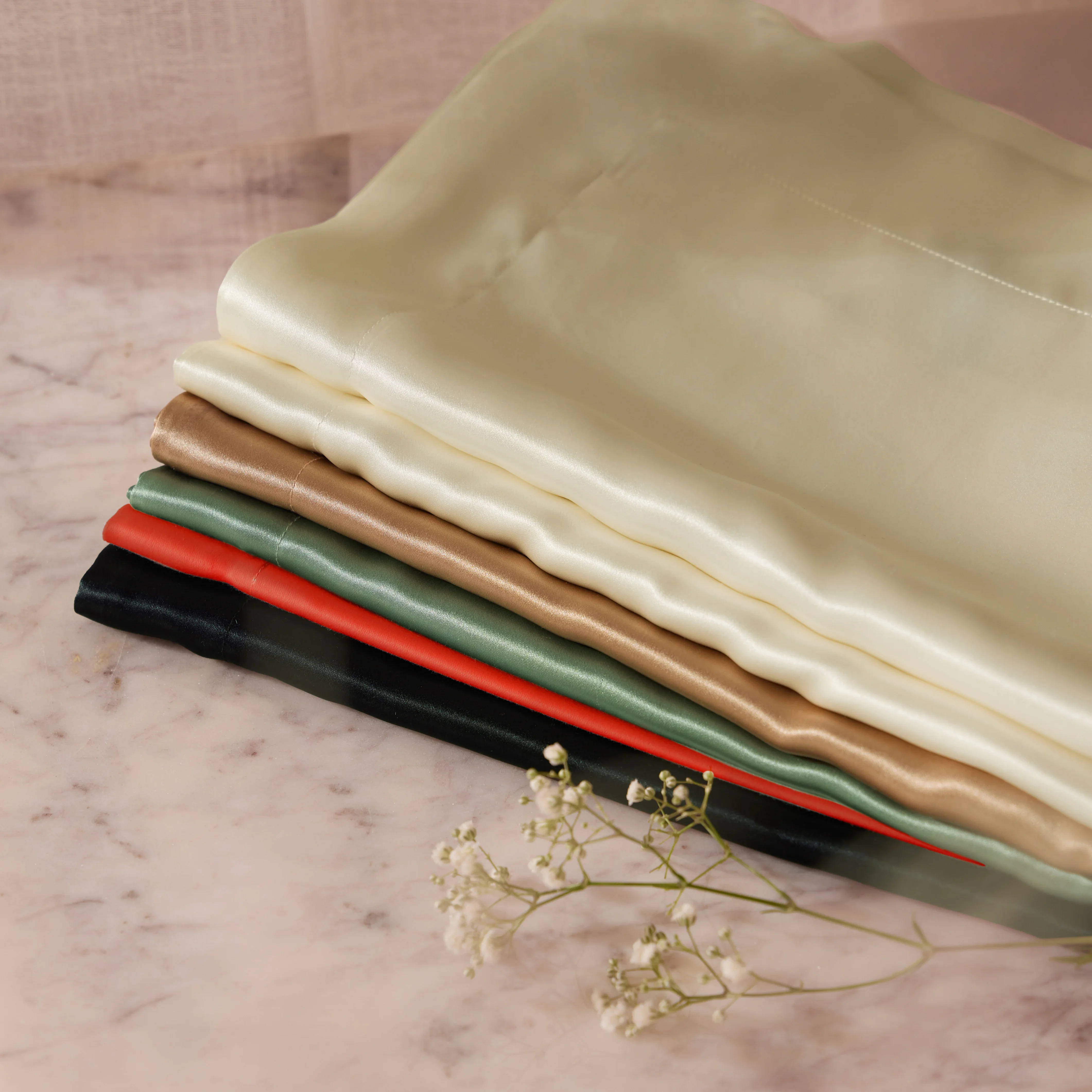 Lisseto | Luxurious & Feathery Soft Mulberry Silk Pillow Cover | Designed to Soothe Skin & Reduce Frizz - Image 7