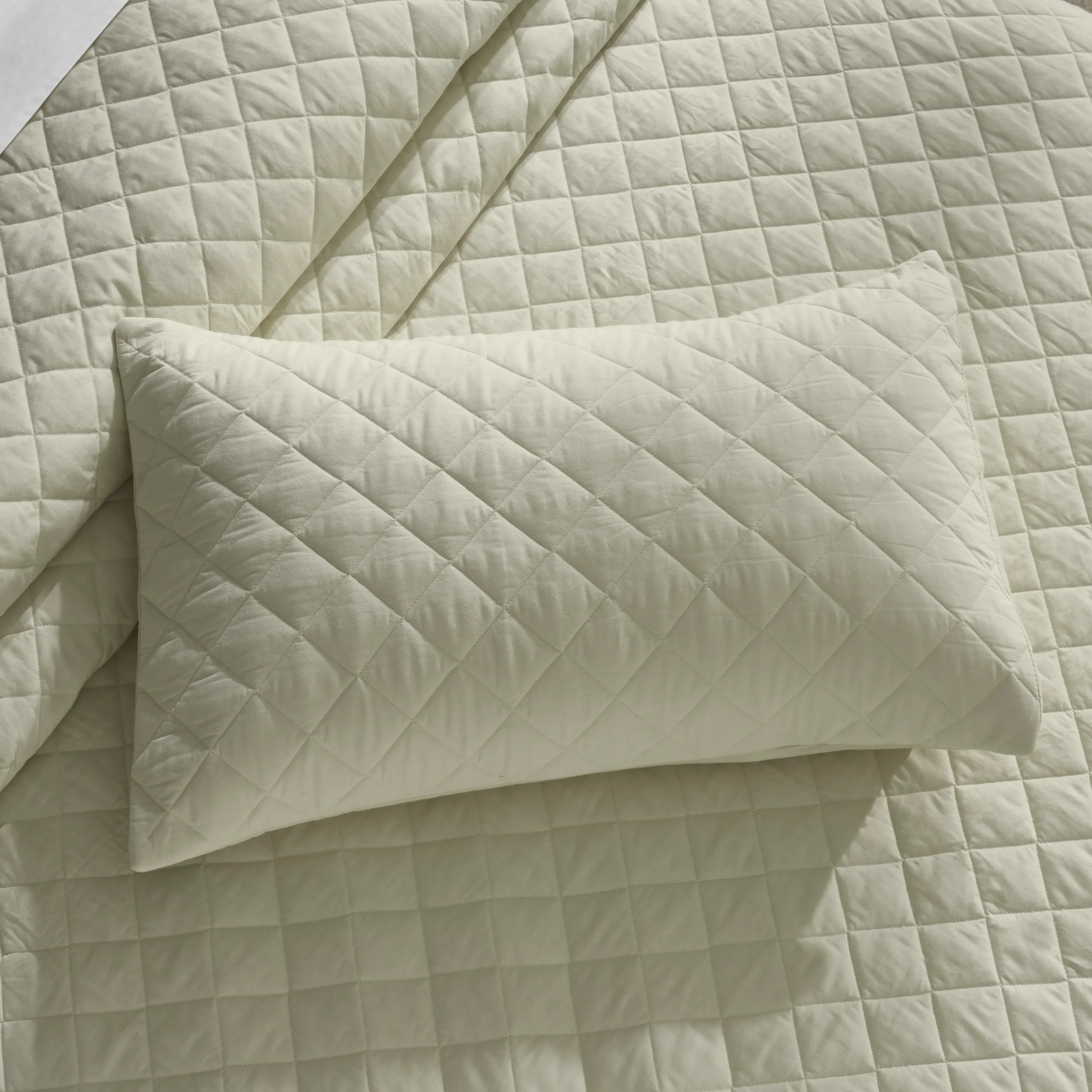 Nuvola | Luxurious Solid Dyed Diamond Quilted Cotton Bedcover Set - Image 18