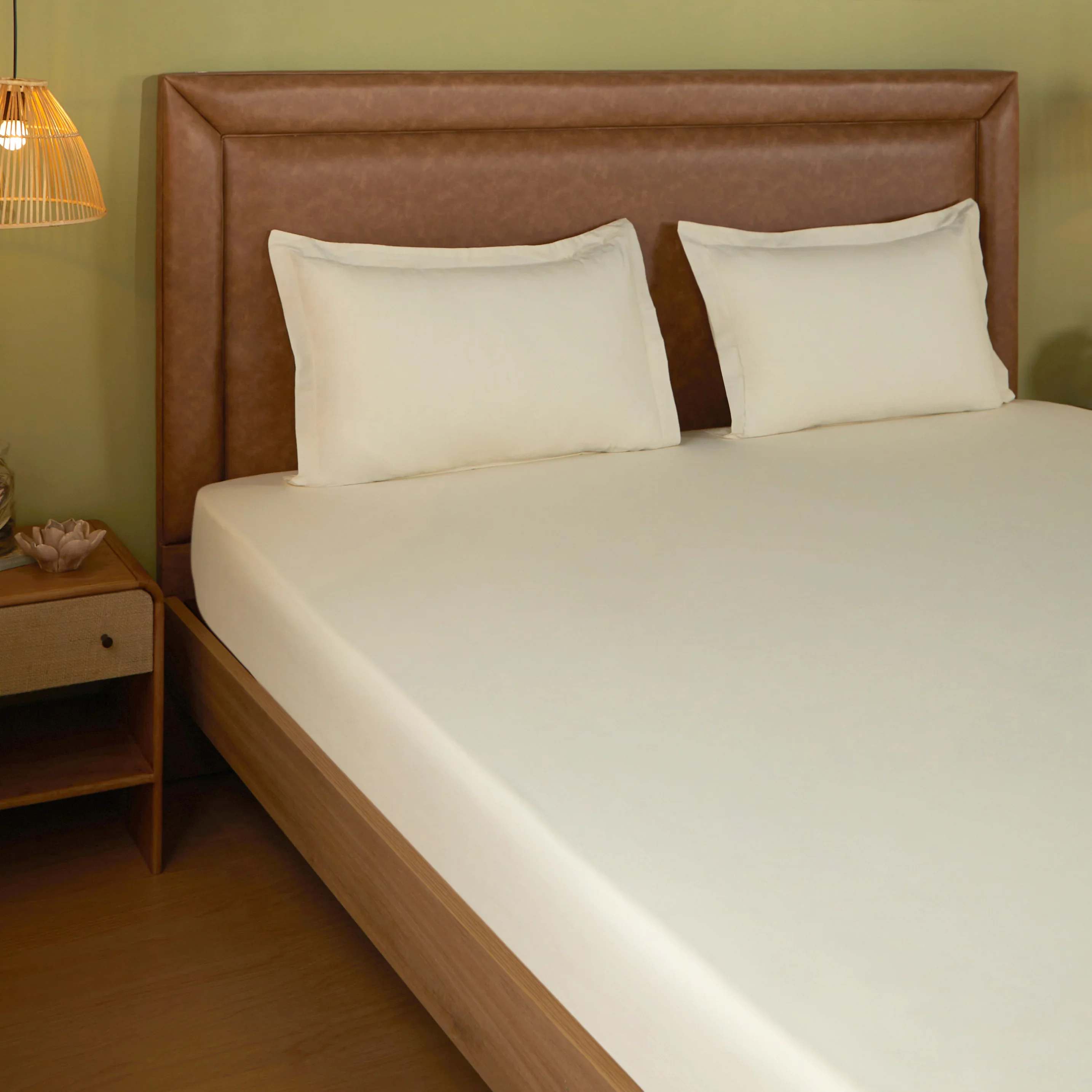 Paleto | Everyday Hues Solid Dyed Cotton Bedsheet Set-Ivory - Image 6