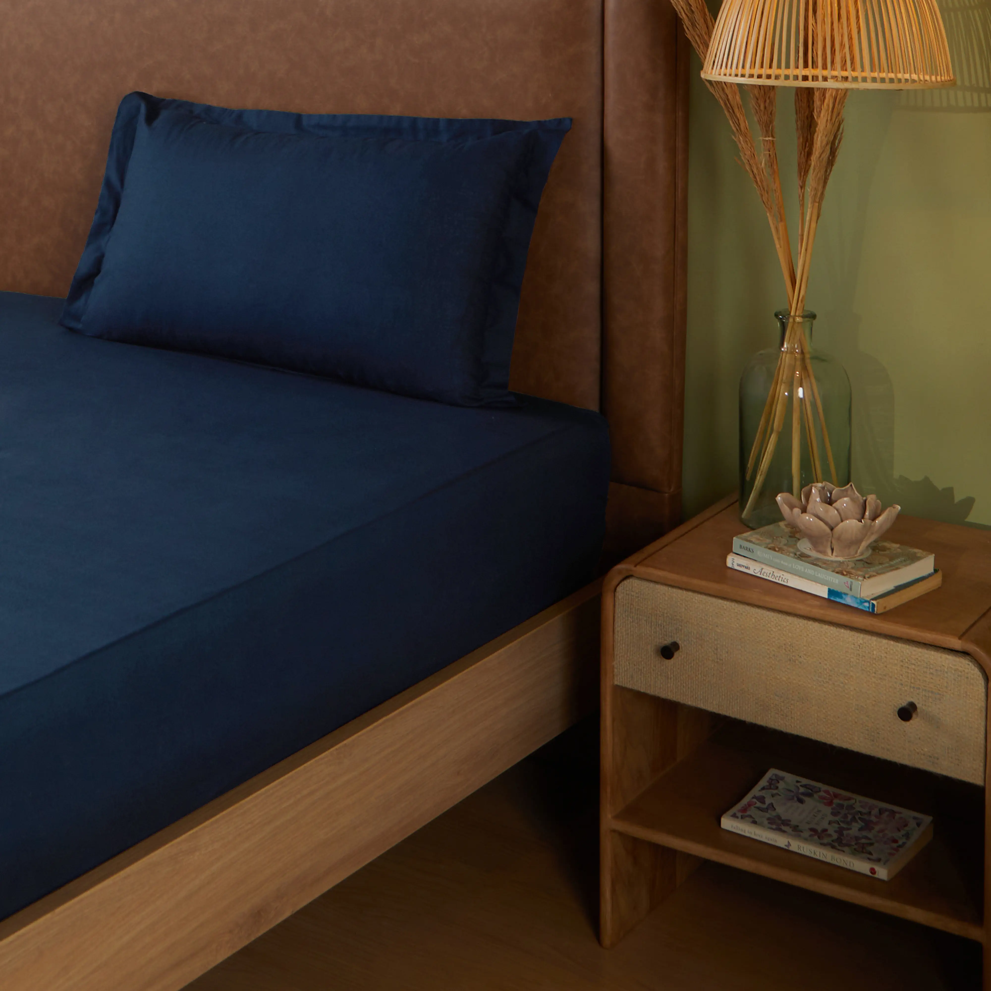 Paleto | Everyday Hues Solid Dyed Cotton Bedsheet Set-Navy