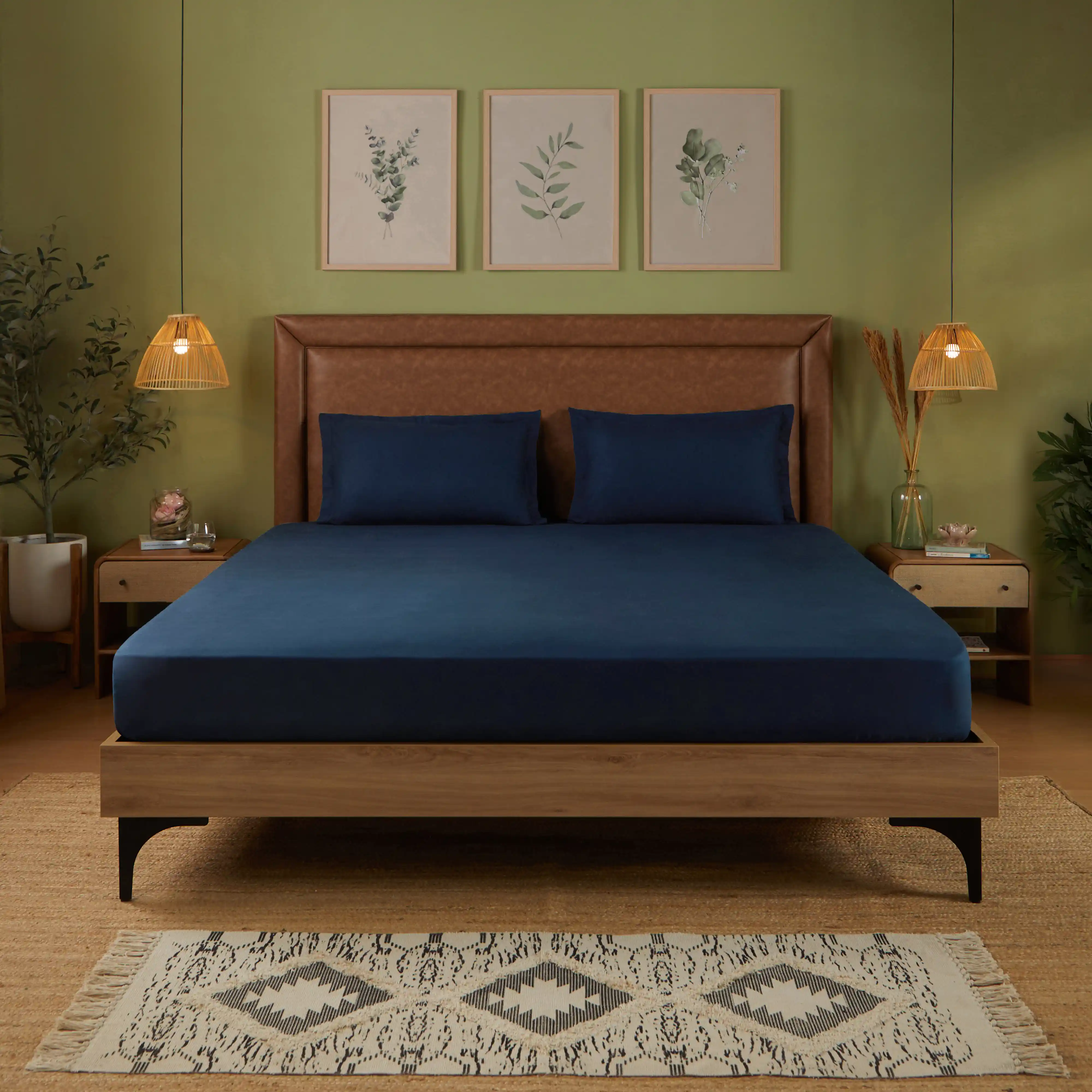 Paleto | Everyday Hues Solid Dyed Cotton Bedsheet Set-Navy - Image 12