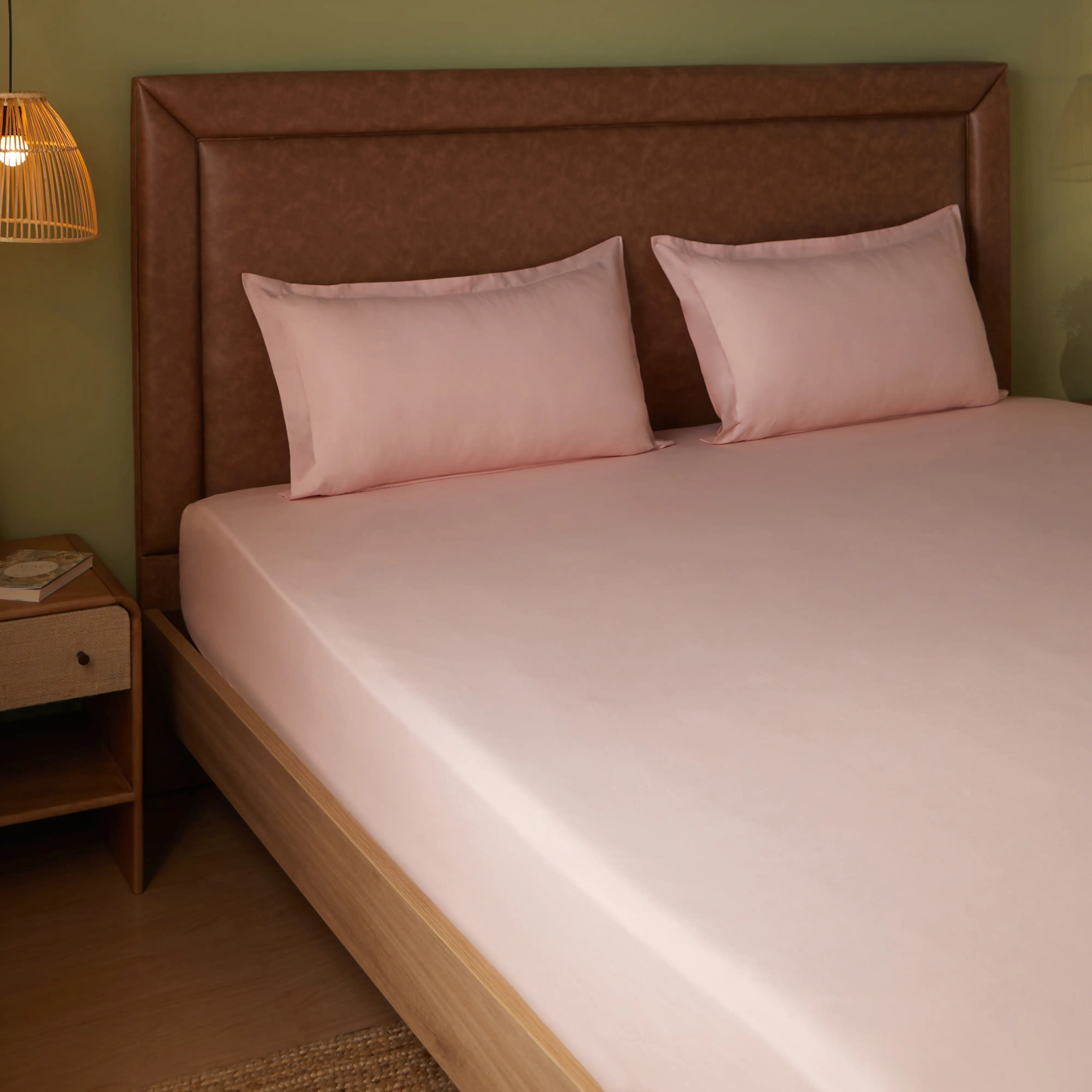 Paleto | Everyday Hues Solid Dyed Cotton Bedsheet Set-Veiled Rose - Image 6