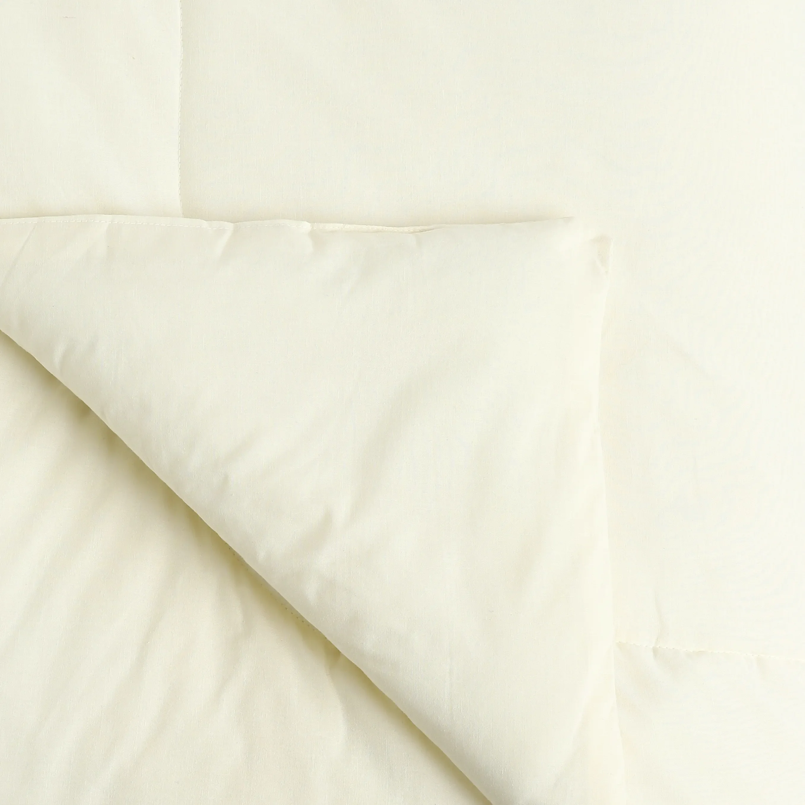 Paleto | Everyday Hues Cotton Solid Dyed 240GSM Comforter for Extra Warmth-Ivory - Image 5