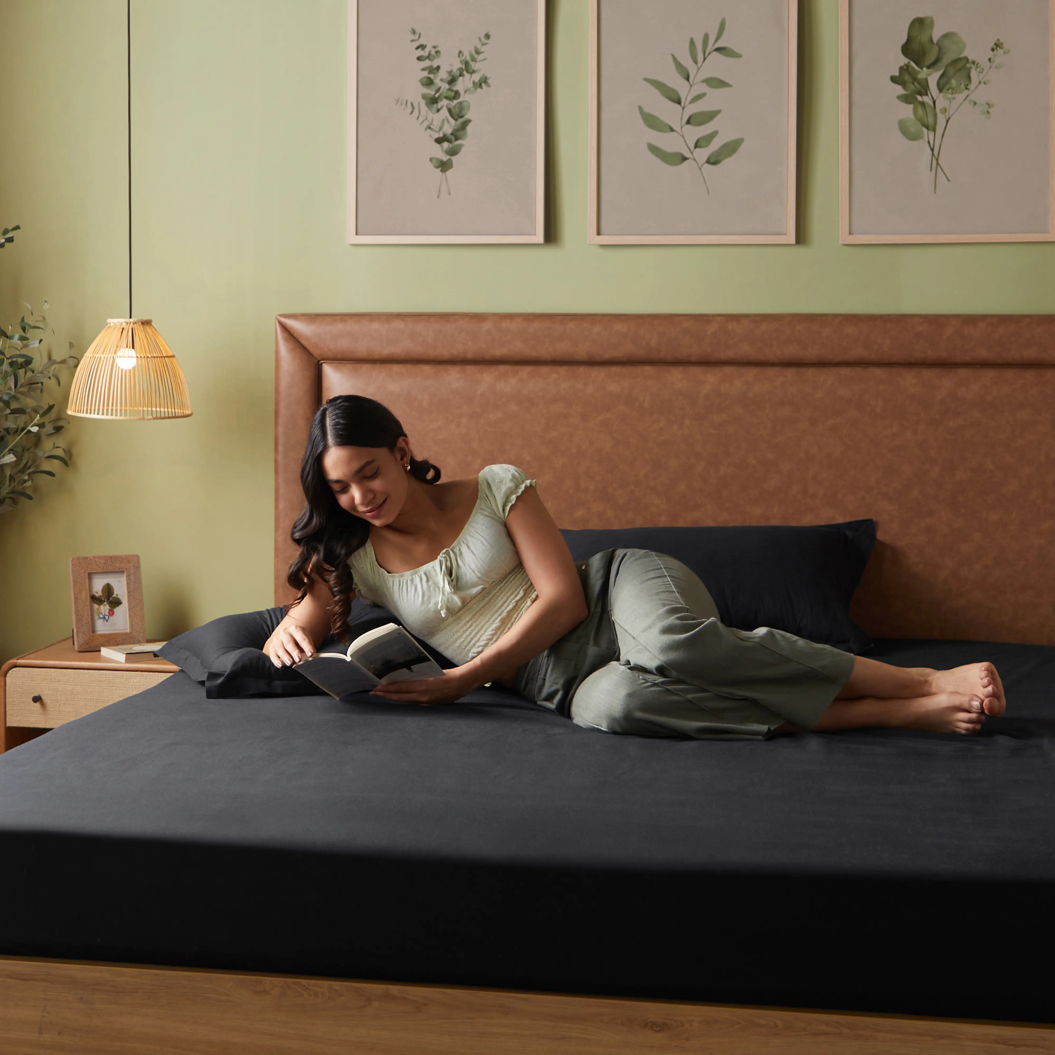 Paleto | Everyday Hues Solid Dyed Cotton Fitted Sheet Set-Black - Image 3