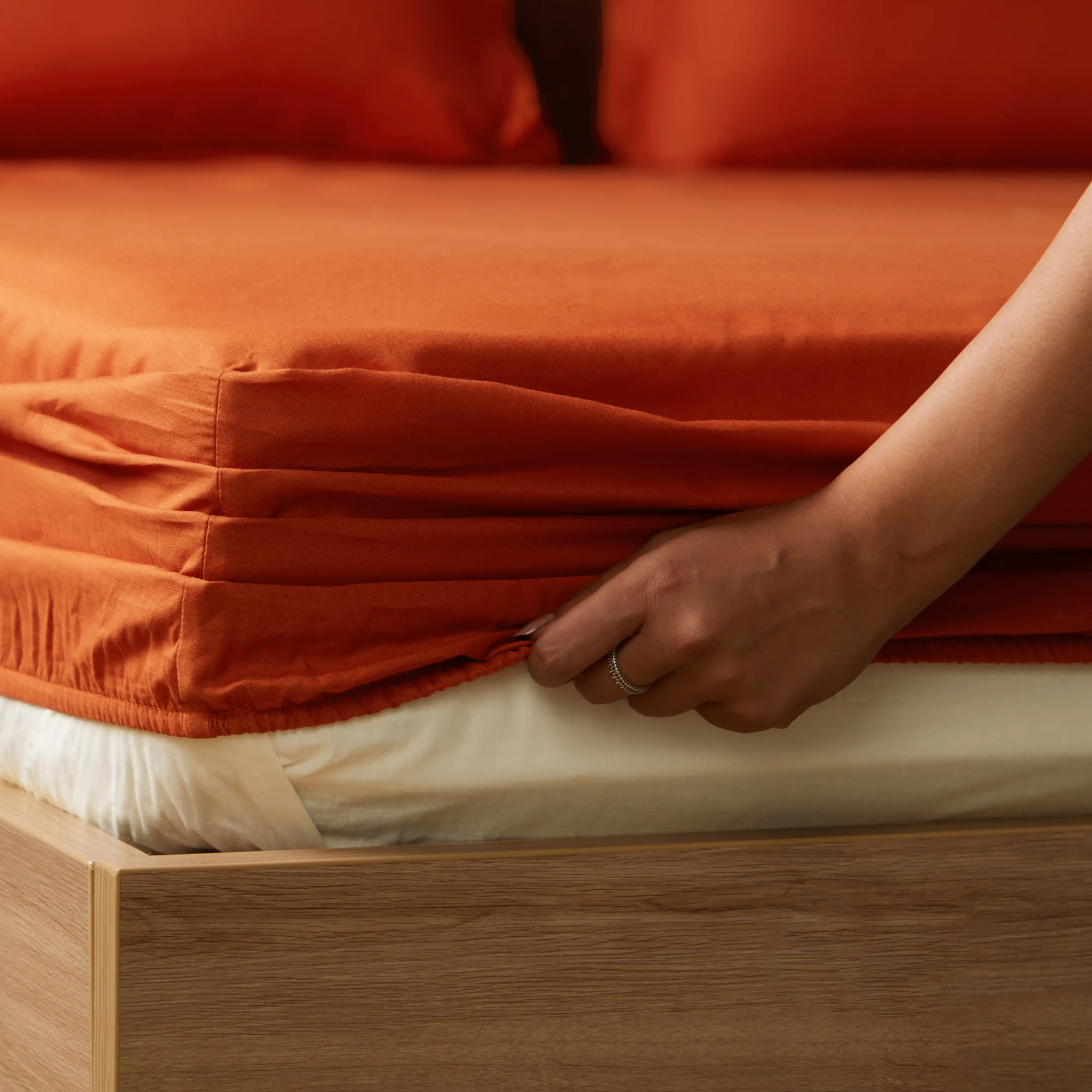 Paleto | Everyday Hues Solid Dyed Cotton Fitted Sheet Set-Rust - Image 11