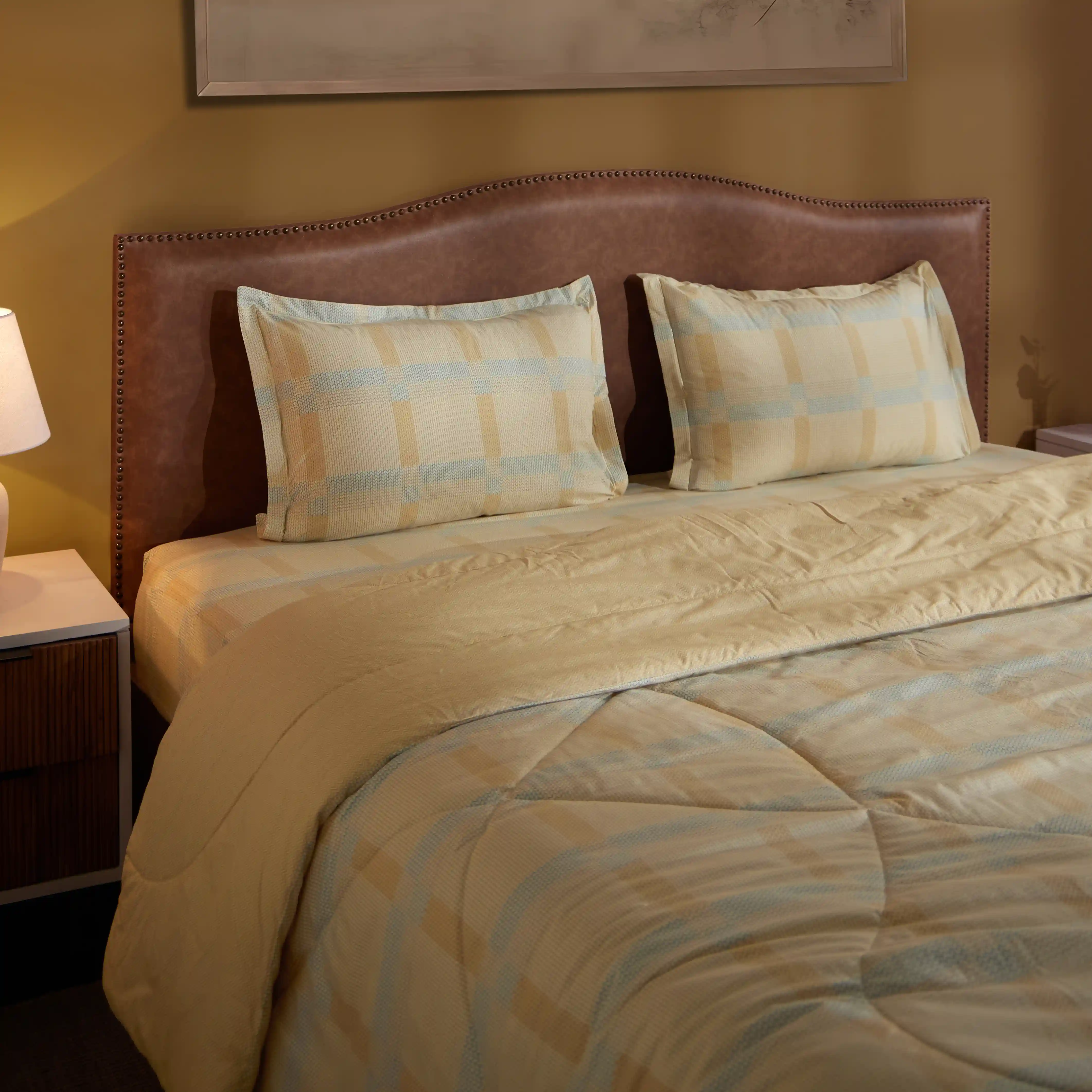 Threadscapes | Woven Textured Printed 120GSM Reversible Comforter-Sand