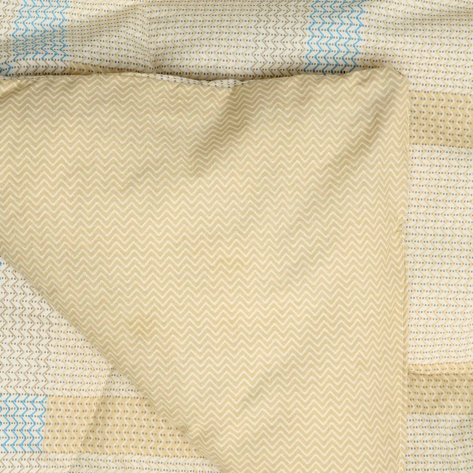 Threadscapes | Woven Textured Printed 120GSM Reversible Comforter-Sand - Image 5