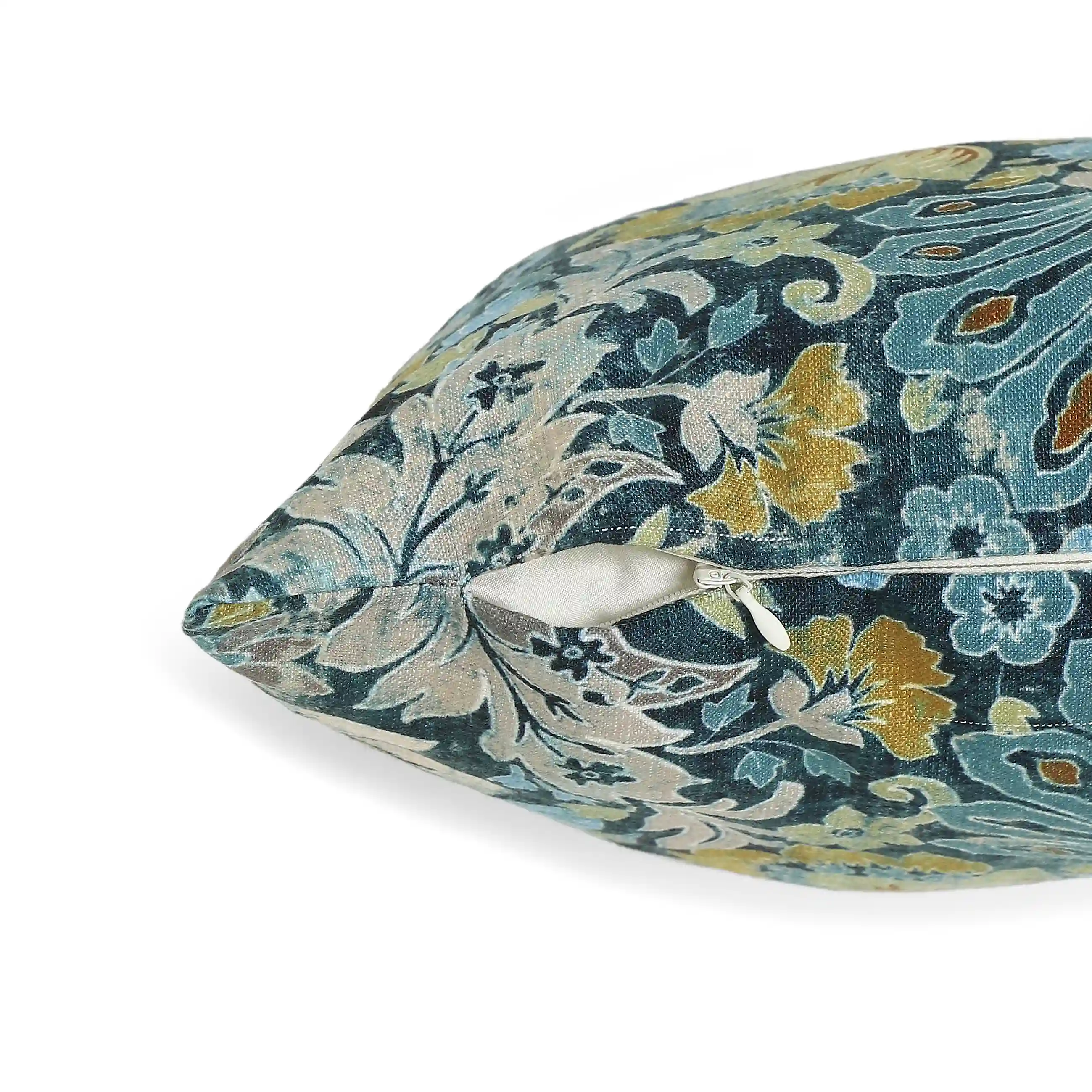 Vissencia Printed Cushion Cover | Vintage Flora - Image 10