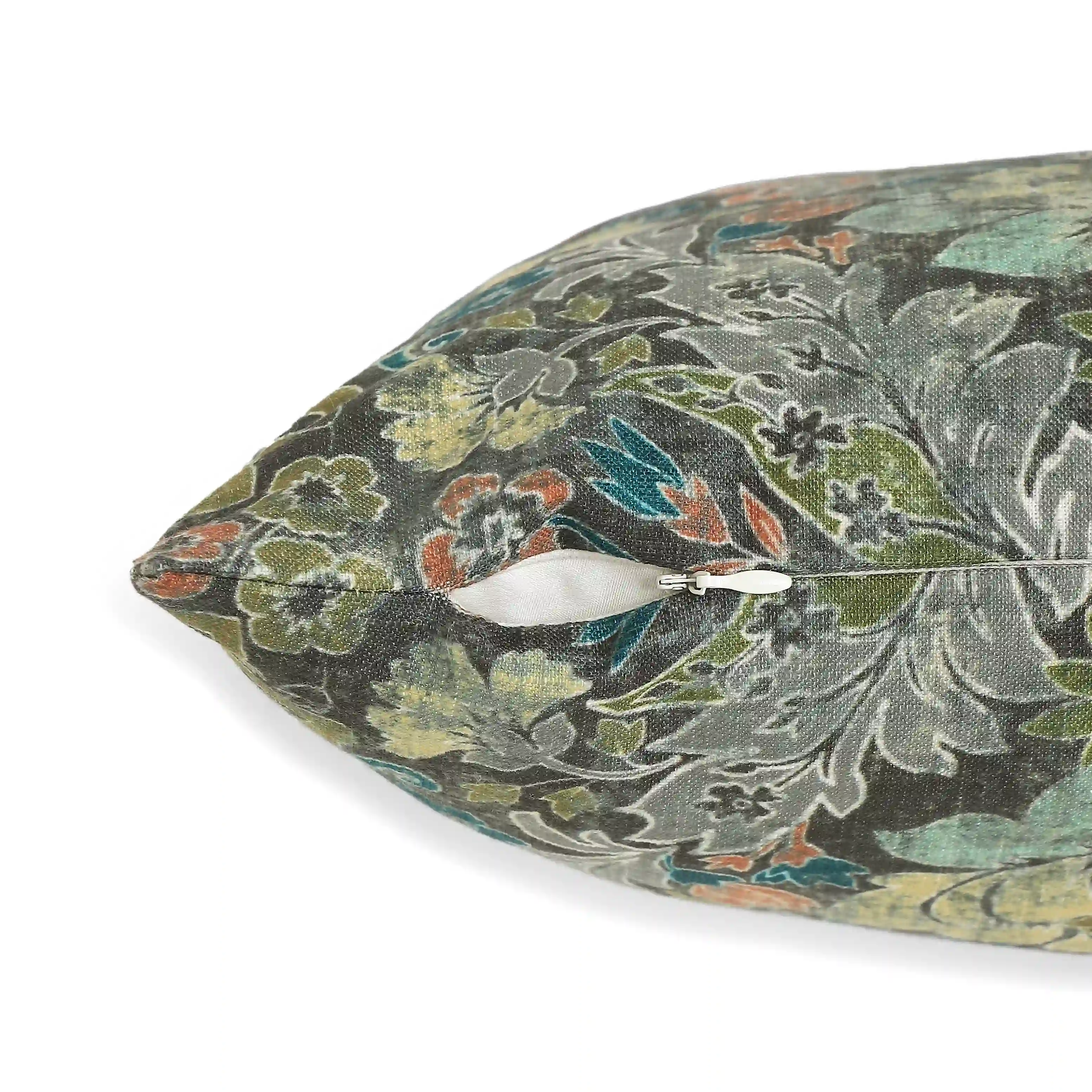 Vissencia Printed Cushion Cover | Vintage Flora - Image 15